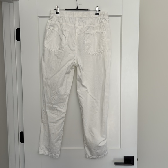 Aerie distressed white jeans - size M - Picture 6 of 6